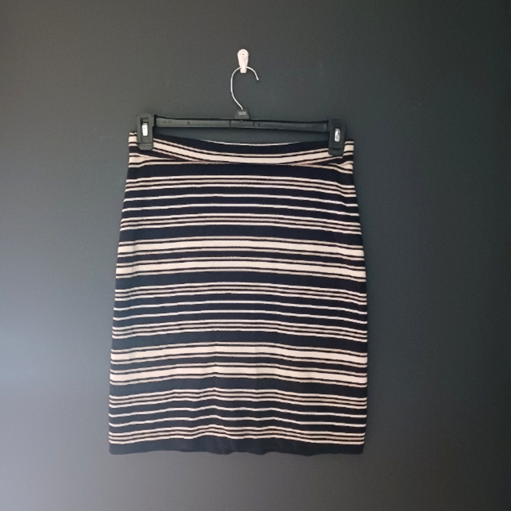 LOFT GOLD AND BLACK WOMEN'S SKIRT